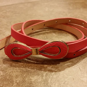 Coral bow belt
